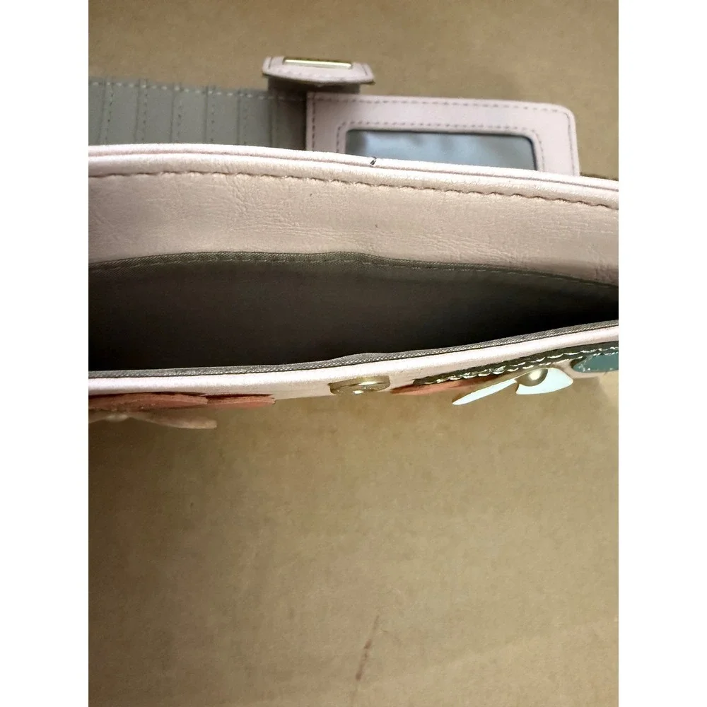 Relic bifold wallet
